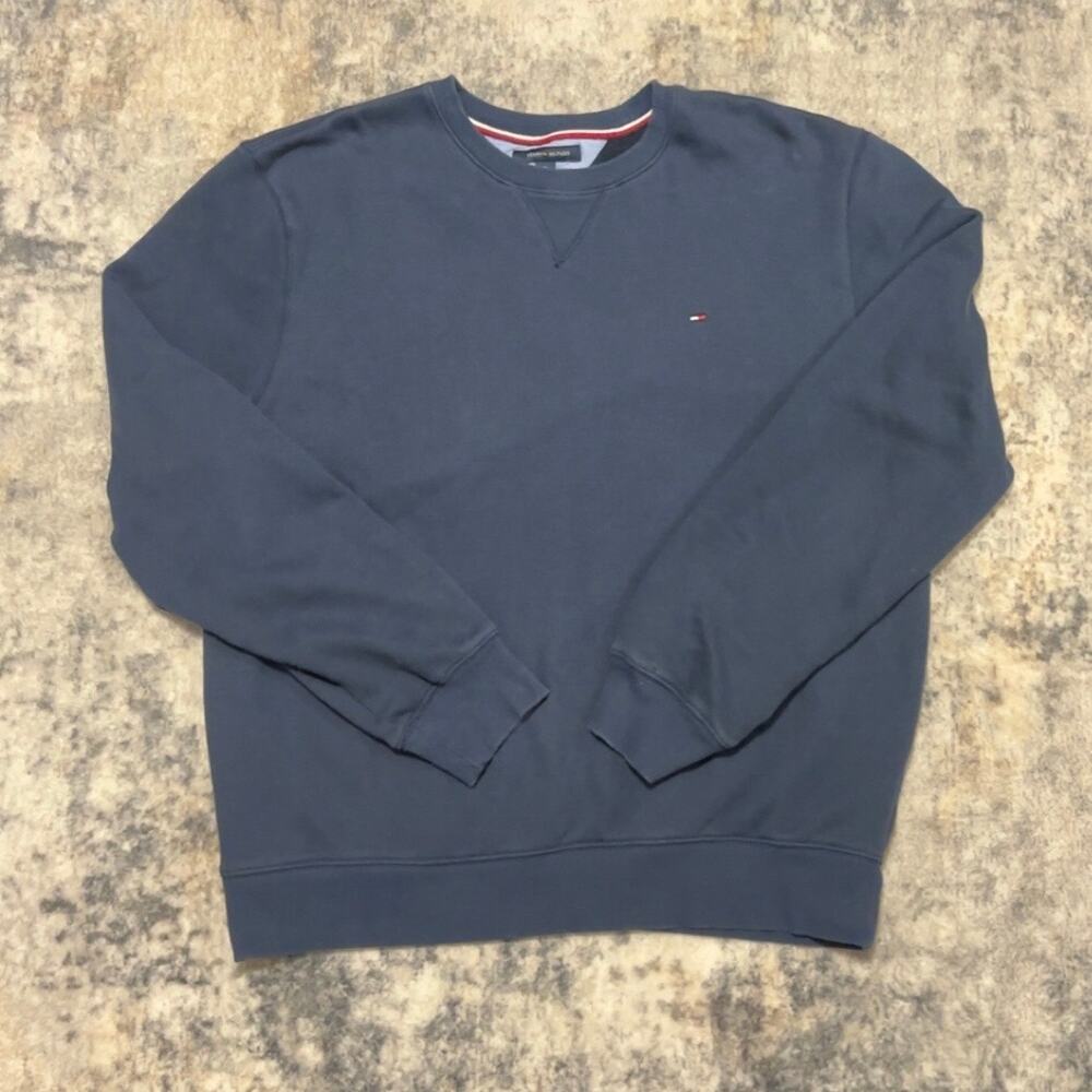 Tommy Hilfiger Navy Crewneck Size XL